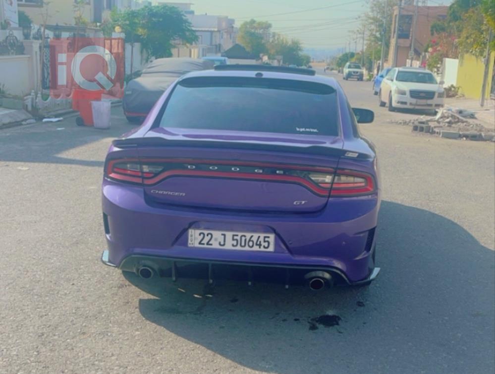 دۆج چارجەر